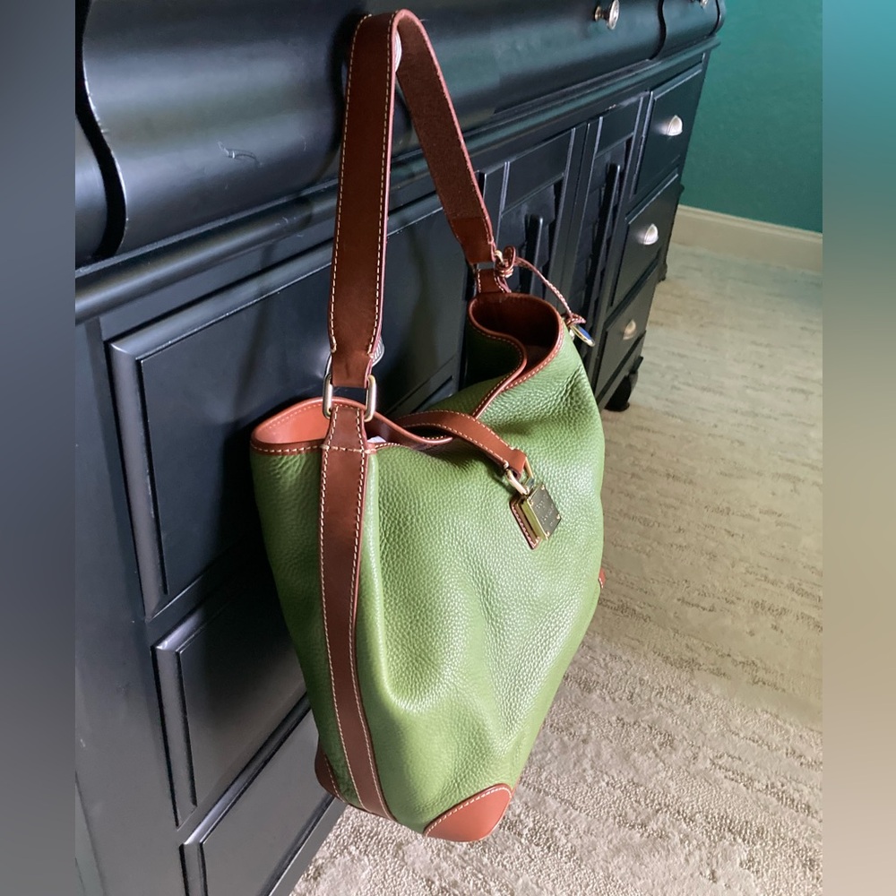 Authentic Dooney & Bourke Purse - Picture 6 of 13